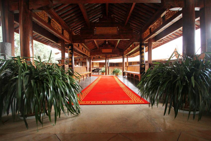 Lijiang Jinfu Hotel Exterior photo