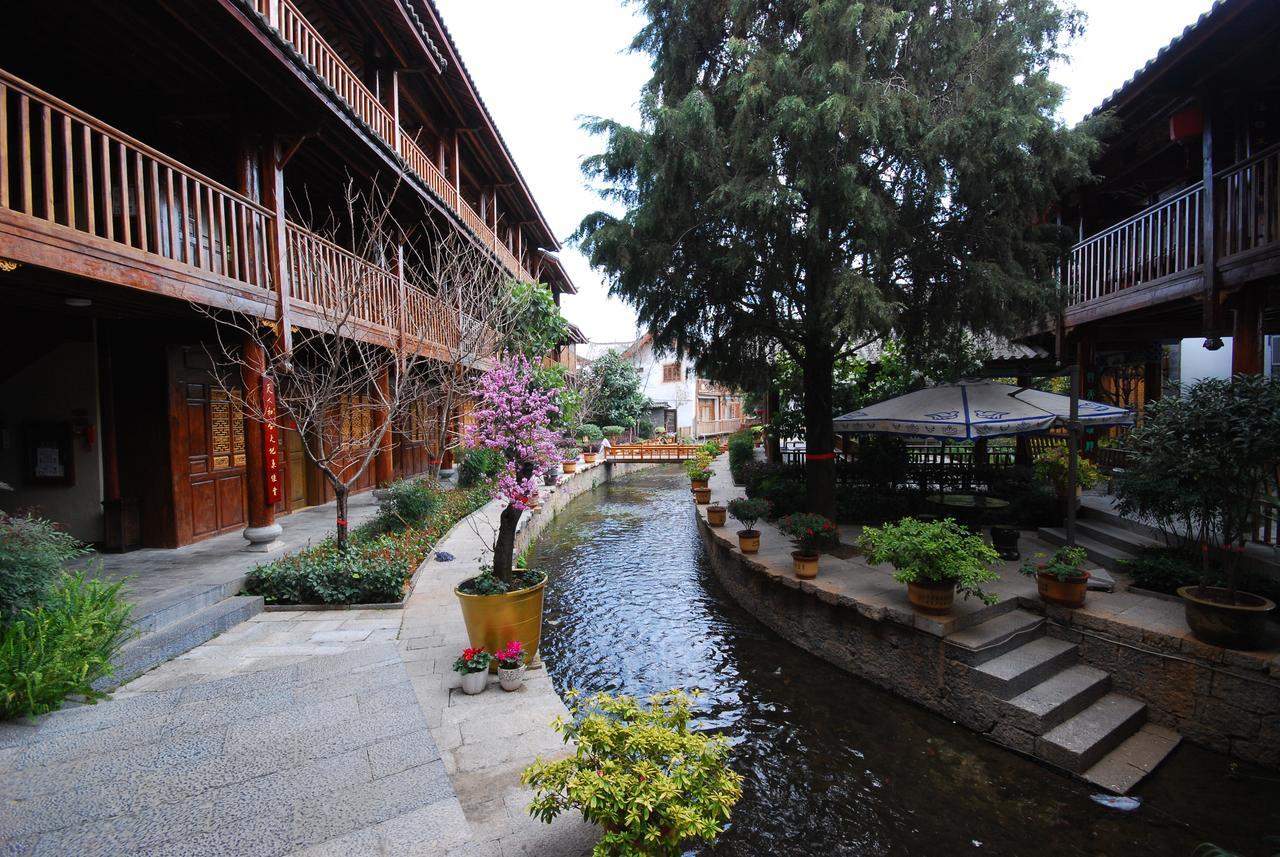 Lijiang Jinfu Hotel Exterior photo